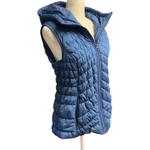 Chico’s Puffer Quilted Hooded Vest Size S Blue Full Zip Pockets Outdoor Fall - Picture 5 of 13